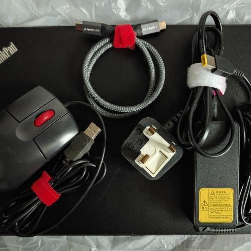 Lenovo Thinkpad x270 i5 16GB RAM, 512G M.2 ssd, 12" screen Windows 11 pro IBM MO