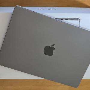 Apple MacBook Air M3, 16GB, 8 核心 CPU 10 核心 GPU