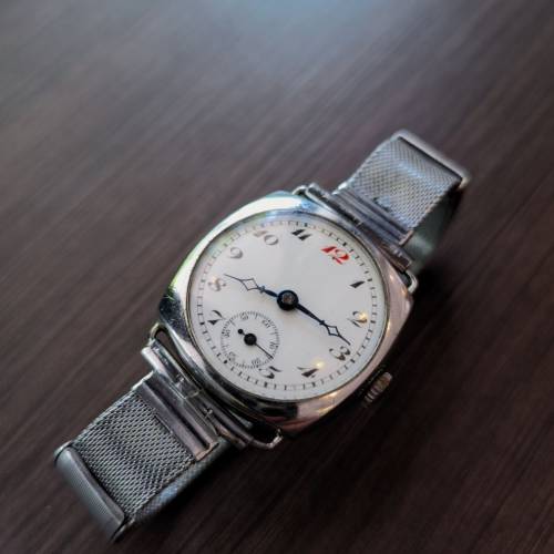 Vintage 一戰紅12瓷盤軍事用上鏈錶