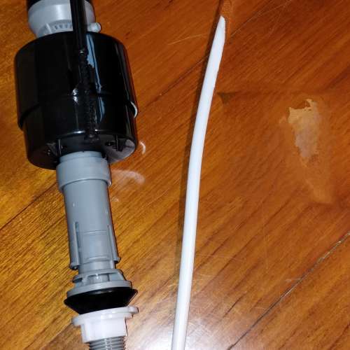 拼完先發覺水箱唔啱（唔退貨）,未用過波曲,只拆膠袋