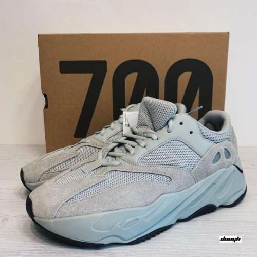 yeezy boost 700 salt us11 / 11.5全新 正貨