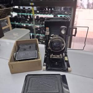 VOIGTLANDER BERGHEIL DELUXE 綠皮 HELIAR 10.5CM F4.5 磨沙，6X9 BACK 95% NEW