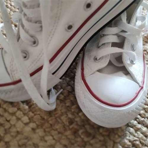 匡威全明星鞋子