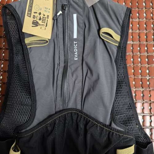 迪卡儂10L行山背包