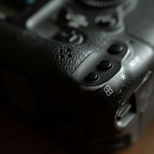 Canon EOS-1D X Mark II   /1DXII / 1DX MarkII