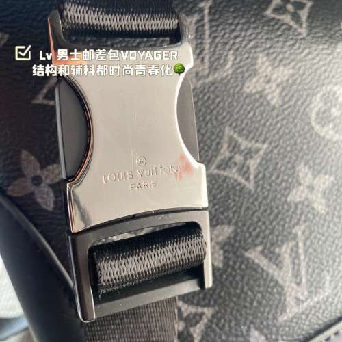 size：28*25cm LV包包 男士郵差包 VOYAGER郵差包