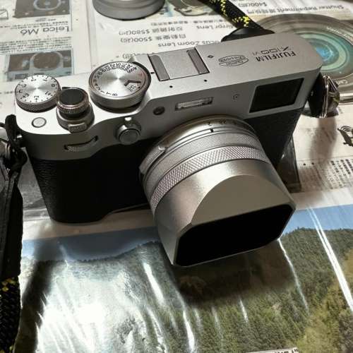 HAOGE LH-X54W Hood With JJC A+ Ultra Slim Multi-Coated UV Filter - 49mm 銀色遮...