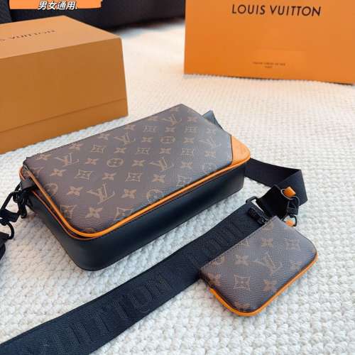 lv 三合一Trio郵差包寸：26*5*18/24*14cm