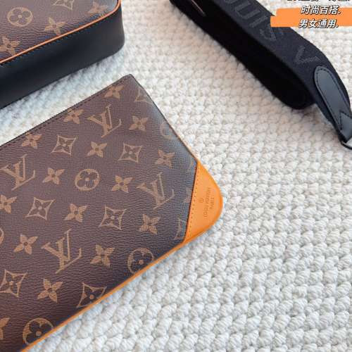 lv 三合一Trio郵差包寸：26*5*18/24*14cm