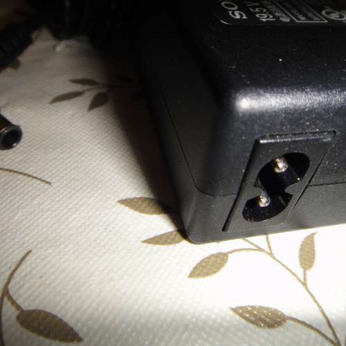原裝sony索尼ACDP-085E03 laptop adapter 19V 4.36A