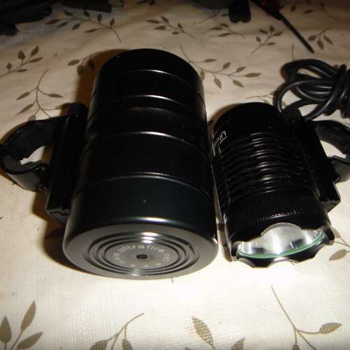 Xml 1,000Lm Ultrafire UF-19B Led 自行車手電筒 配件，無電池