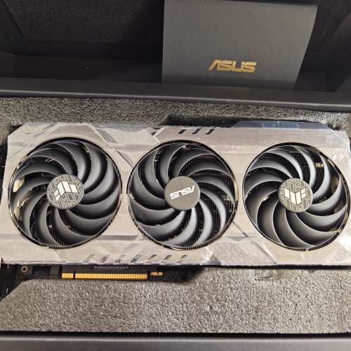美版華碩TUF RTX4090 正常使用，原盒原碼，亞馬遜購買