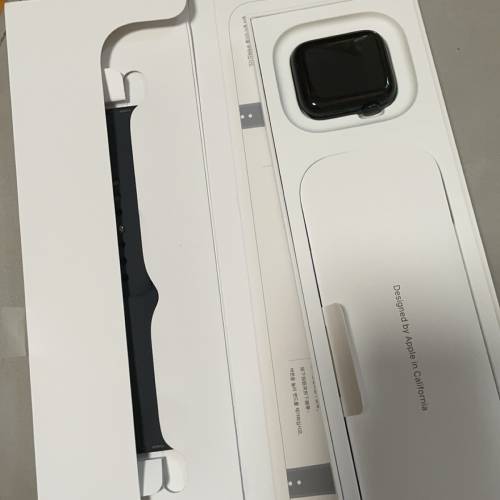 apple watch se2 40mm gps sport band midnight