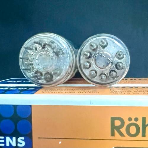 Siemens 西門子ECC82 12AU7 銀屏雙支柱圓環一對1962同年德國製造配對有盒