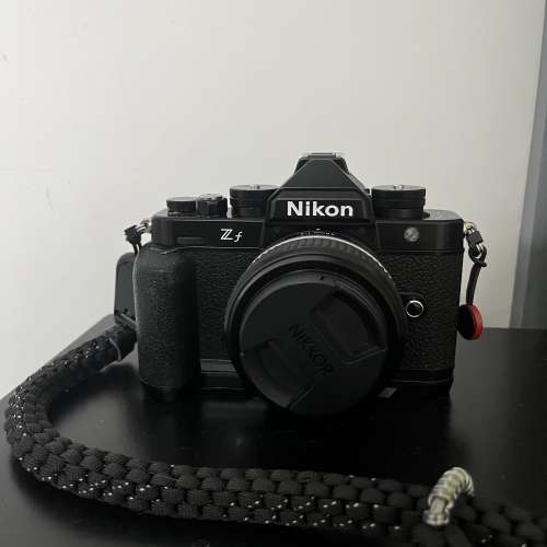 Nikon Zf + 40mm