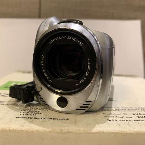 JVC GZ-HD500  HD DISK 80GB CAMCORDER