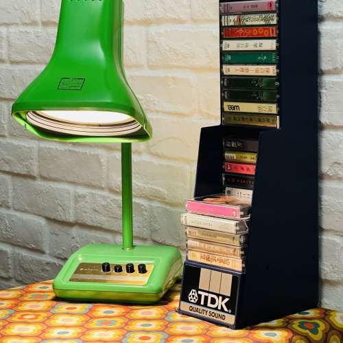 出售 昭和時期 vintage SANYO 三洋座枱燈一箋，100%正常，整體九成新，款式經典，有...