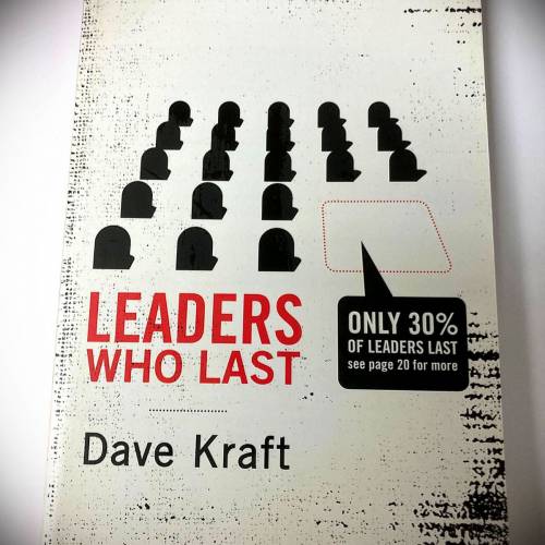 书名: LEADERS WHO LAST