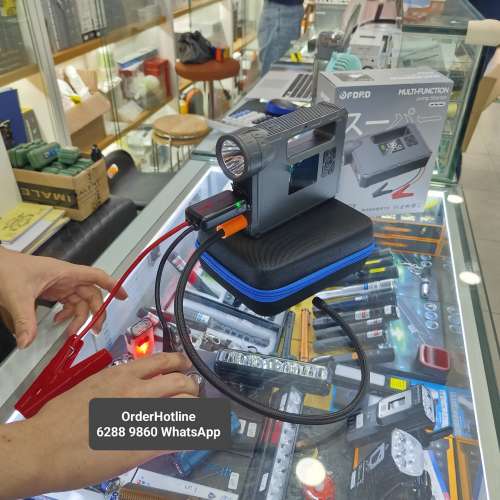 Jump Starter 超級救車寶  for Vehicles (Multifunctional). 撻車器+充電寶+強光電...