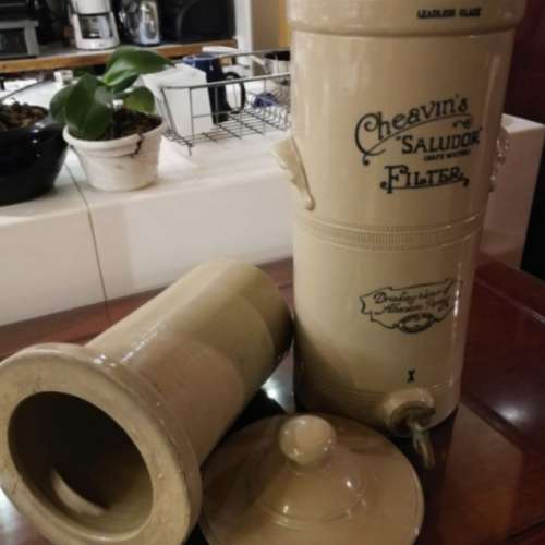 英國Cheavin's"Saludor" 罕有古董濾水器 1930"