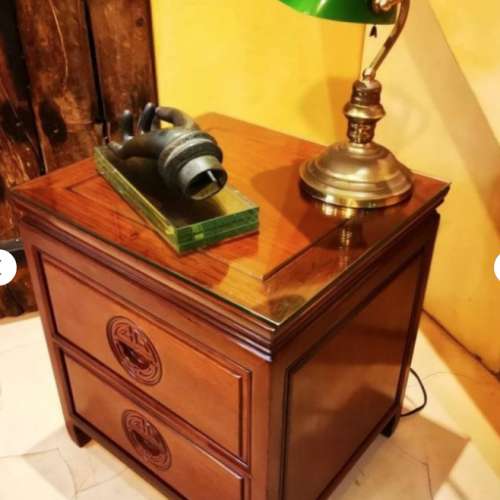 花梨木小櫃(有護面玻璃)