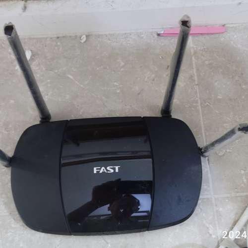 FAST 1200M router
