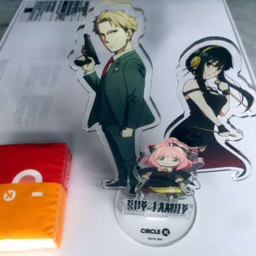 $100 全新 正版 正貨 SPY &times; FAMILY 間諜家家酒 洛伊德&middot;佛傑 + 安妮亞&middot;佛傑 + 約...