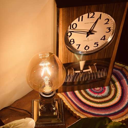 出售 昭和時期 seiko精工掛牆鐘，六十年代尾左右產物，款式經典，外觀約九成新，用...