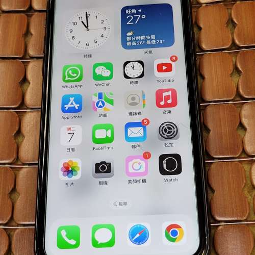 香港行貨Apple iPhone 11 ZA。128gb  黑色  有盒  雙卡  連Megsafe套冇佩件。