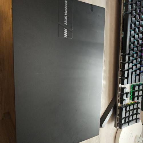 vivobook 15.6 吋 oled 16gb 512ssd