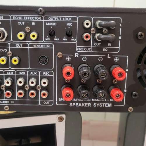 Accuracy AK-430 Karaoke Amplifier and + KM-100 Speakers