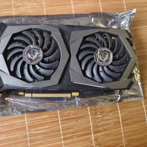 微星MSI GTX1660super魔龍，很新