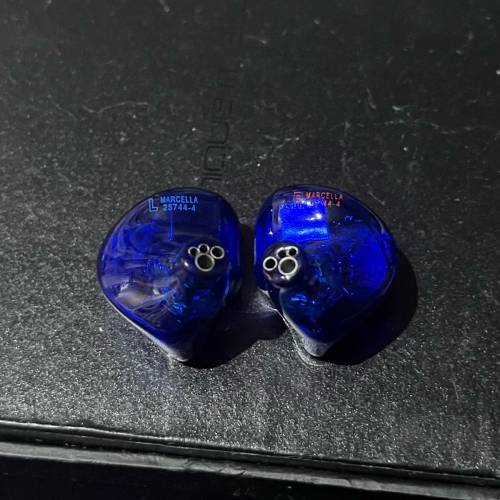 Unique Melody UM Marcella 四鐵一圏 香港限量版