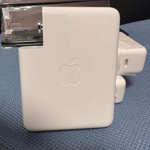 100%全新 A2452原裝Orignial Apple 140w USB-C Power adapter for MacBook充電器 益...