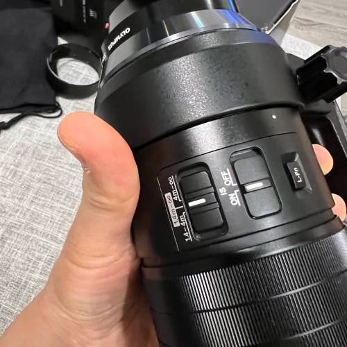 olympus M Zuiko ED F4 300mm IS pro