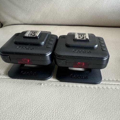 Cactus V6II wireless flash transceiver一對