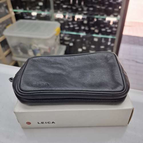 LEICA DATE BACK 18525 FOR LEICA MINILUX LIKE NEW  LEICA SOFT LEATHER CASE 18509