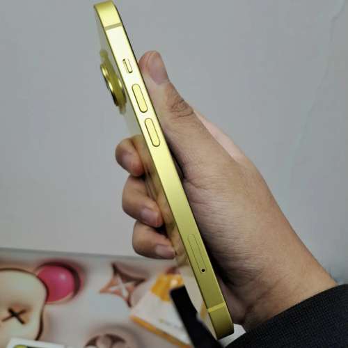 (荃灣實體店，99.9新iPhone 14)Apple iPhone 14 128 黃🍌 apple care至12月底💓