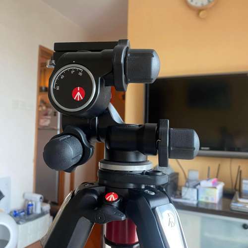 Manfrotto 055 腳架+ 410 tripod head