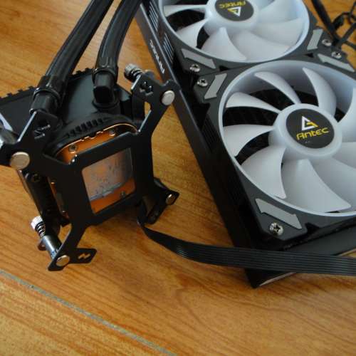 Antec SYMPHONY 360 ARGB 三風扇水冷 Intel扣具