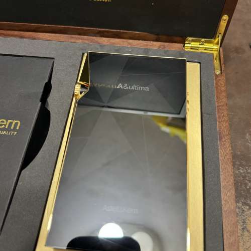 Sp3000 gold limited edition