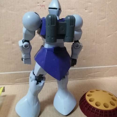 (素組和不齊件 )(素組和不齊件 )  Gundam Model 8 (1/144)
