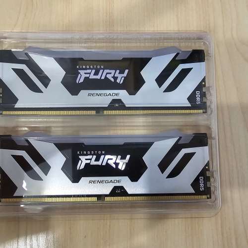 Kingston 32GB (16GBx2) DDR5-6000 CL32-38-38 1.35V XMP KF560C32RSAK2-32 Ram