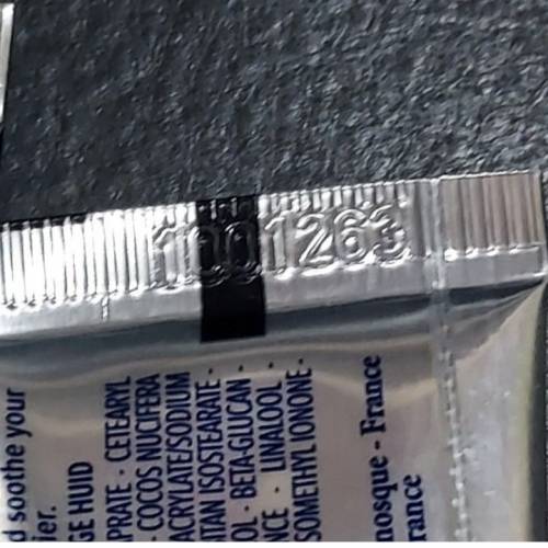 loccitane 乳木果潤手霜 loccitan 櫻花潤手霜 loccitane 乳木果潤手霜 每支10ml 每...