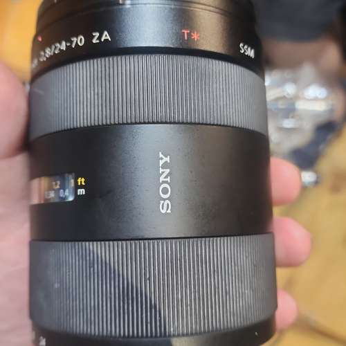 Zeiss Vario-Sonnar T* 24-70mm F2.8 ZA SSM（已停產）