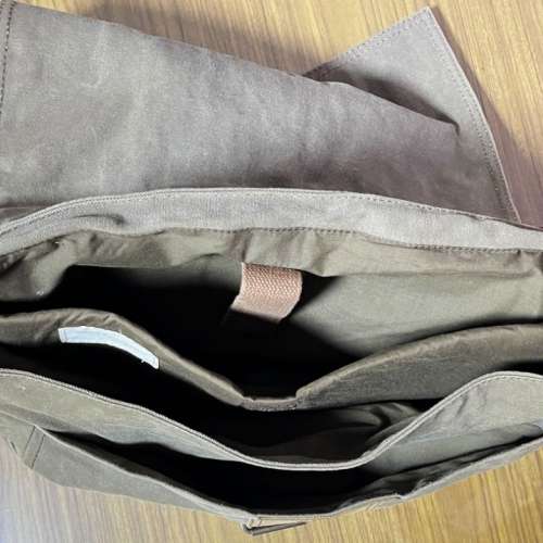 Timberland 斜孭袋