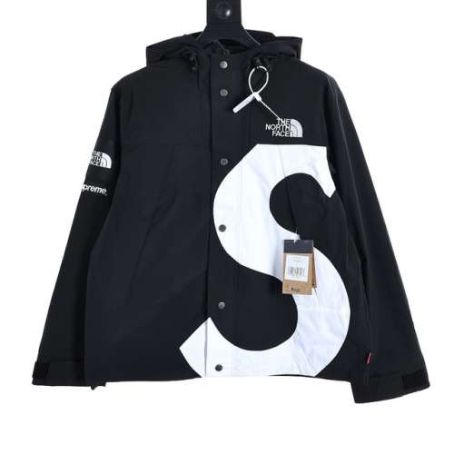 衝鋒衣 防風樓 貨號-010304077想搵款式拎相聯絡客服搵貨！WhatsApp：+852 69016354