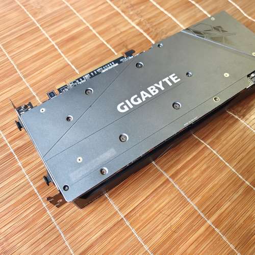 技嘉RX6900XT 16GB AMD6000系列最高級，成色很漂亮！