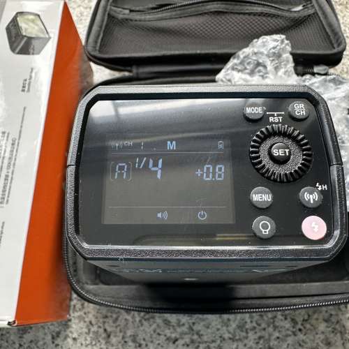 新淨 Godox AD200 Pro Pocket Flash