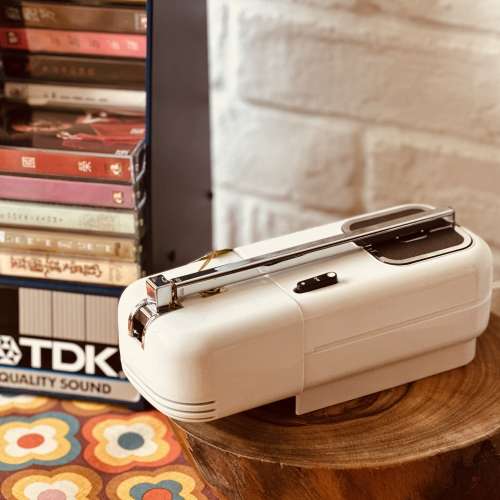 出售 昭和時期 vintage 全新山田照明座枱燈一箋，需使用110v變壓器,2段光暗選擇,可...